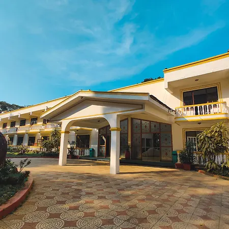 Bambolim Beach Resort-2